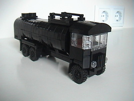 Набор LEGO AEC Matador RAF Refueling Truck