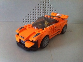 Набор LEGO 75880 Ferrari LaFerrari