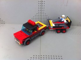 Набор LEGO 60183 Chevy Silverado with Jet ski