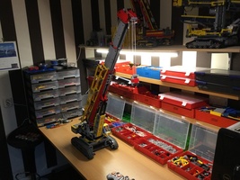Набор LEGO Crawler Crane with Jib