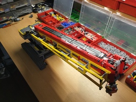 Набор LEGO Crawler Crane with Jib