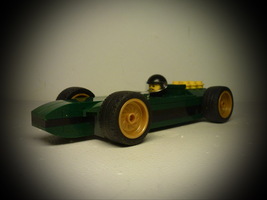 Набор LEGO 75884 Lotus F1 Car