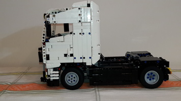 Набор LEGO Scania Truck