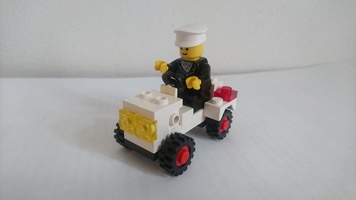 Набор LEGO MOC-13523 Полицейский трактор (бульдозер)