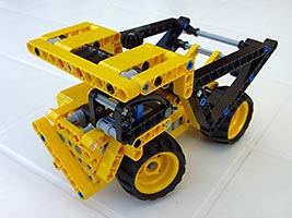 Набор LEGO Самосвал