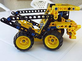 Набор LEGO Самосвал