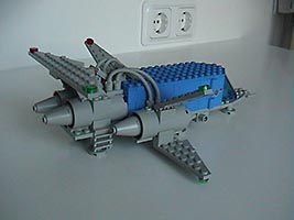 Набор LEGO Грузовой челнок X-крыл