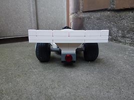 Набор LEGO Болид Формула 1 со станцией обслуживания
