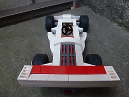 Набор LEGO Болид Формула 1 со станцией обслуживания