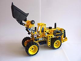 Набор LEGO Колесный погрузчик-бульдозер Вольво L350F