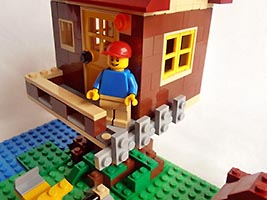 Набор LEGO Домик на дереве