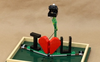 Набор LEGO Pop-Up Heart and Ring Box