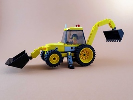 Набор LEGO MOC-22245 Loadin&#39; Digger Jacked Up