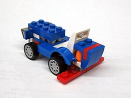 Набор LEGO Садовый трактор