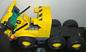 Набор LEGO Большой желтый самосвал