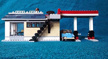 Набор LEGO Автомобильная заправка