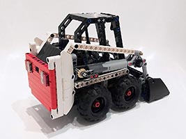 Набор LEGO Погрузчик Бобкэт S130