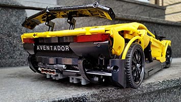 Набор LEGO Ламборджини Авентадор