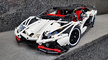 Набор LEGO Ламборджини Авентадор