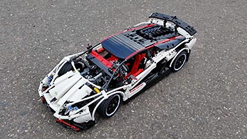 Набор LEGO Ламборджини Авентадор