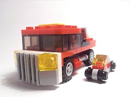Набор LEGO Микро-перевозчик машин