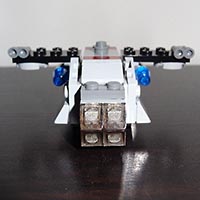 Набор LEGO Грузовой корабль Акула