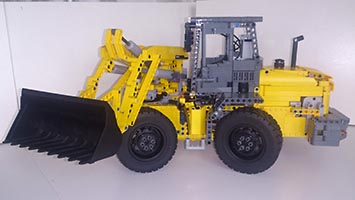 Набор LEGO Бульдозер с поворотным ковшом Mk3
