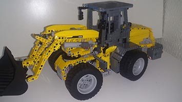 Набор LEGO Бульдозер с поворотным ковшом Mk3