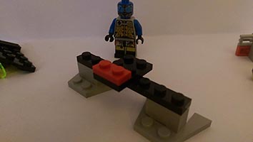 Набор LEGO Шагоход киборга