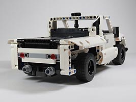 Набор LEGO 'Крик моря' - военный грузовик-амфибия