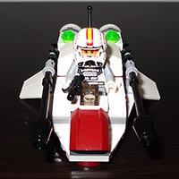 Набор LEGO Истребитель Дельта