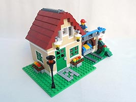 Набор LEGO Домик с гаражом