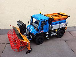 Набор LEGO Контейнер для щебня и диспенсер - дополнение к Унимогу