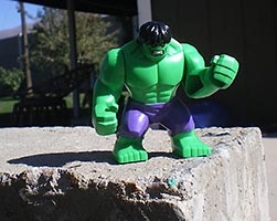 Набор LEGO 'Халкбастер' - доспех для борьбы с Халком