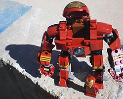 Набор LEGO 'Халкбастер' - доспех для борьбы с Халком