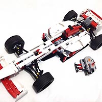 Набор LEGO Болид Формула-1 с мотором