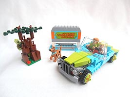 Набор LEGO Таинственный родстер