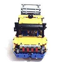 Набор LEGO Старый фермерский грузовик с краном