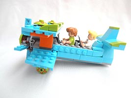Набор LEGO Таинственная летающая машина