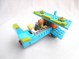 Набор LEGO Таинственная летающая машина