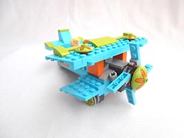 Набор LEGO Таинственная летающая машина