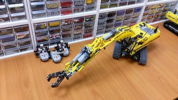 Набор LEGO Насадка-захват для экскаватора