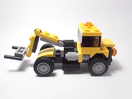 Набор LEGO Тягач-эвакуатор