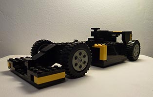 Набор LEGO Формула 1 Рено RS 16