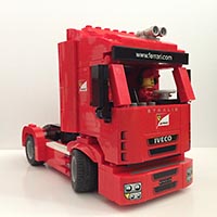 Набор LEGO Грузовик гоночной команды 'Скудерия Феррари'
