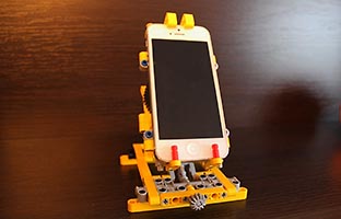 Набор LEGO Подставка для iPhone 5/5S/5C