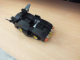 Набор LEGO Особняк Брюса Уэйна и Бэт-пещера (на батарейках)