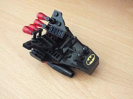 Набор LEGO Особняк Брюса Уэйна и Бэт-пещера (на батарейках)