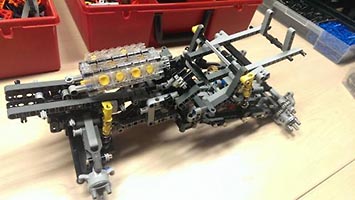 Набор LEGO Модификация Трофи-грузовика Мадоки