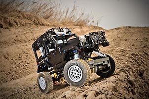 Набор LEGO Сузуки Джимми - джип для трофи-рейда